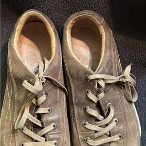 Keen Women's Brown Leather Athletic Shoes